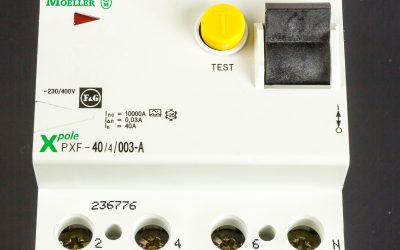 Interrupteurs différentiels : fonctionnement, types, installation et normes en France